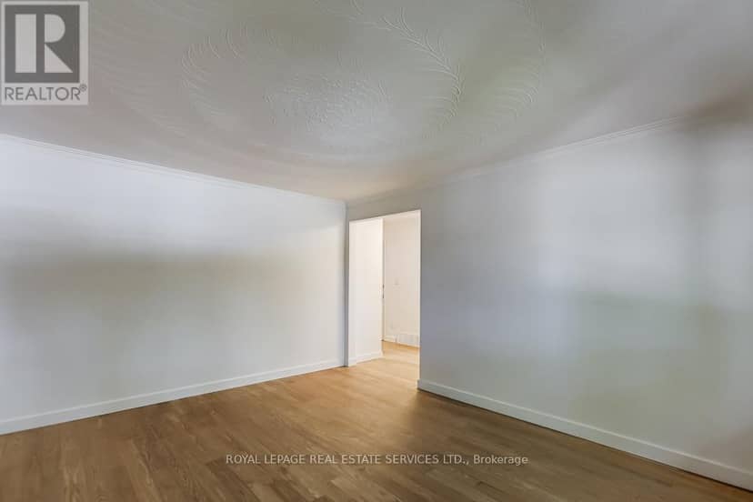 38 Jellicoe Avenue — photo 7 of 40