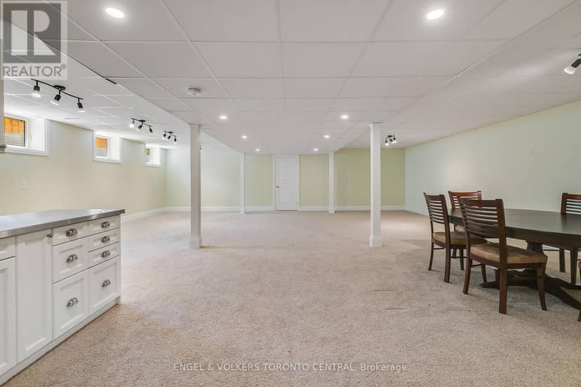 125 Richardson Street — photo 39 of 40