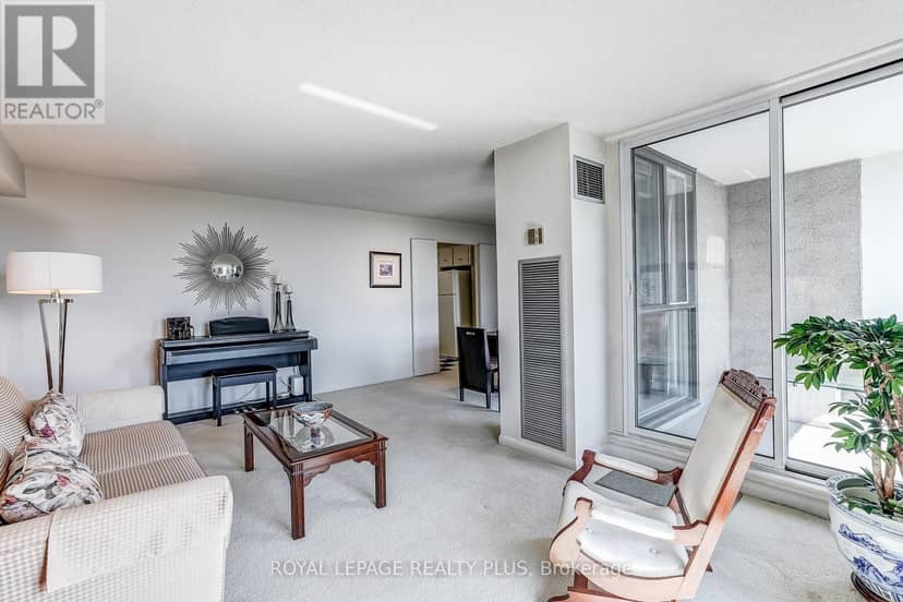 906 - 1320 Mississauga Valley Boulevard — photo 10 of 39