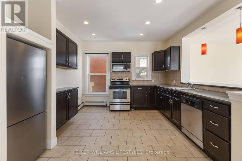79 Beaconsfield Avenue — photo 14 of 40