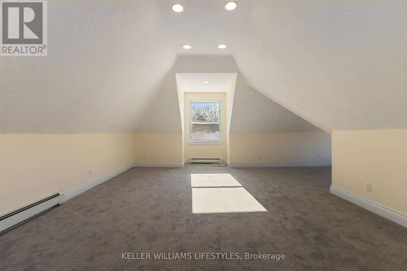 79 Beaconsfield Avenue — photo 20 of 40