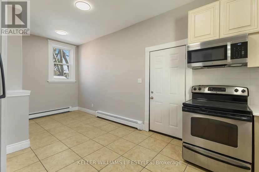 79 Beaconsfield Avenue — photo 31 of 40