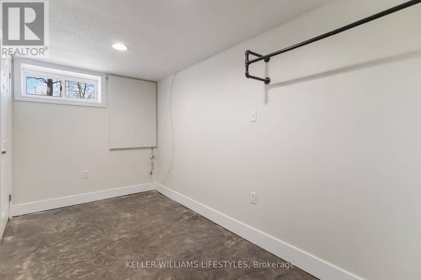 79 Beaconsfield Avenue — photo 38 of 40