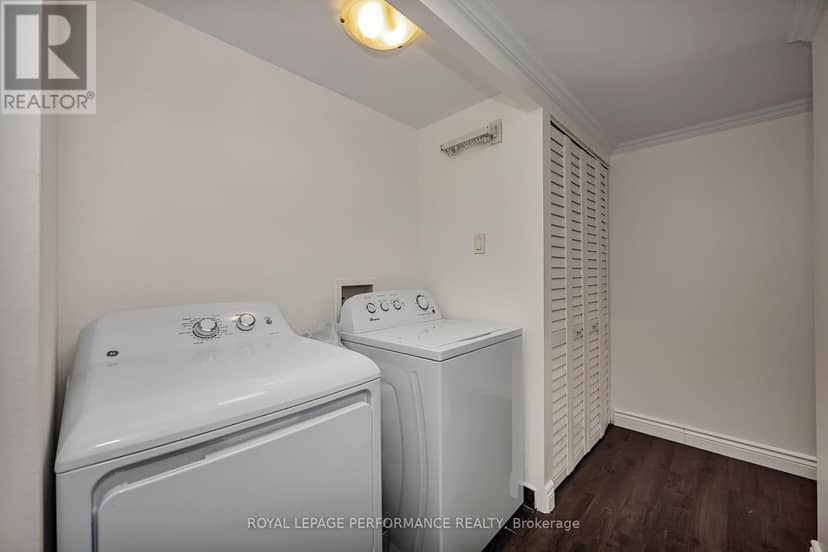 1512 - 2760 Carousel Crescent — photo 20 of 29