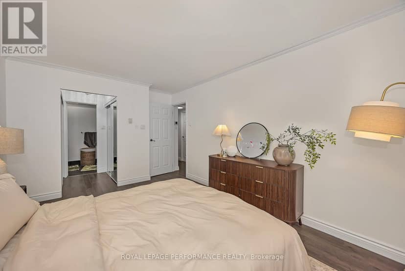 1512 - 2760 Carousel Crescent — photo 14 of 29
