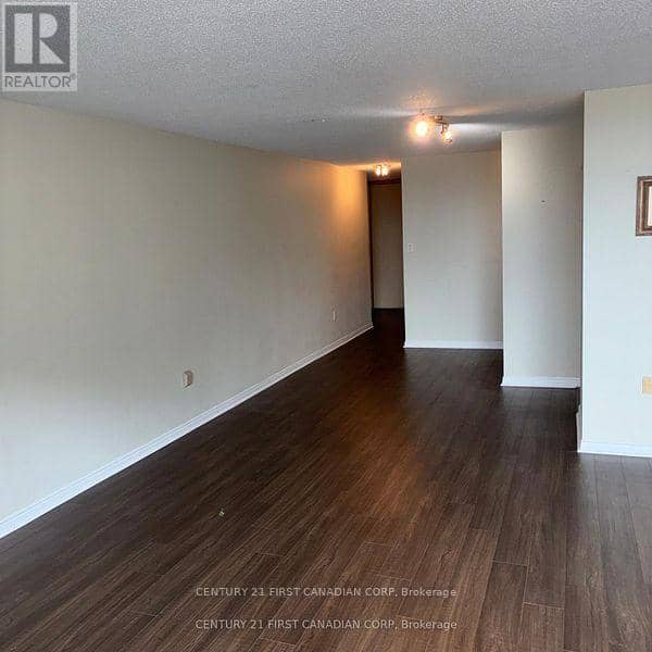 602 - 695 Richmond Street — photo 12 of 15