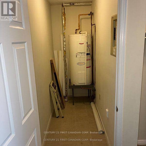 602 - 695 Richmond Street — photo 14 of 15