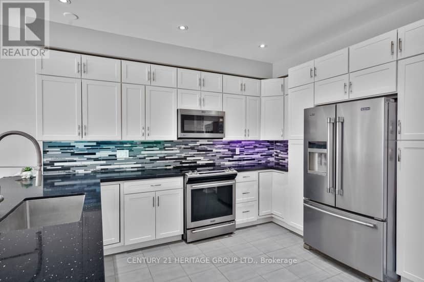 33 Prosser Crescent — photo 8 of 39