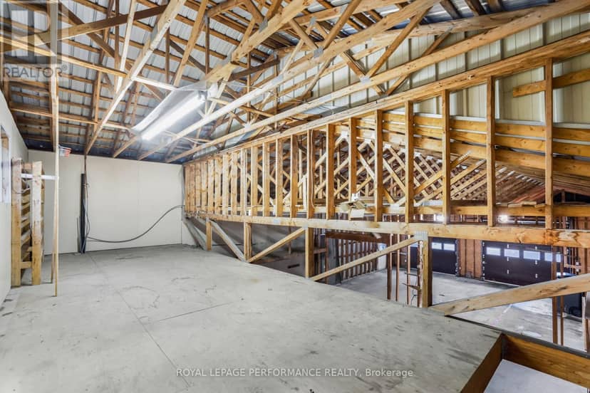72 Longueuil Street — photo 35 of 37