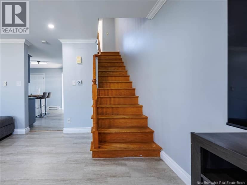72 Martindale Drive — photo 9 of 34