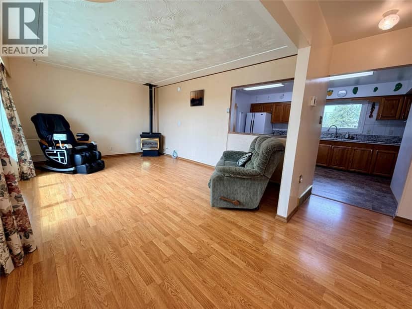 1008 95 Avenue, Dawson Creek, photo 3