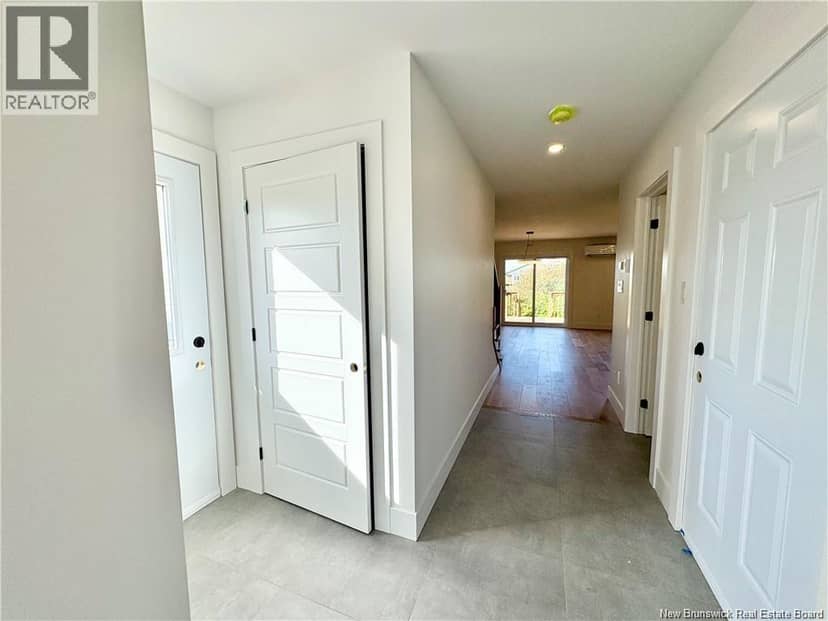 1024 Elmwood Drive — photo 6 of 37