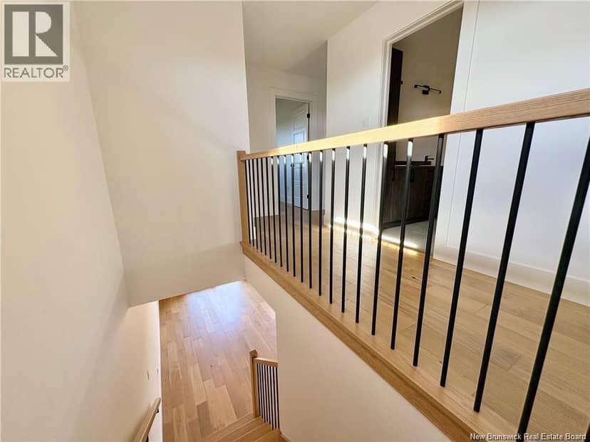1024 Elmwood Drive — photo 18 of 37