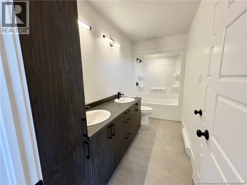 1024 Elmwood Drive — photo 25 of 37