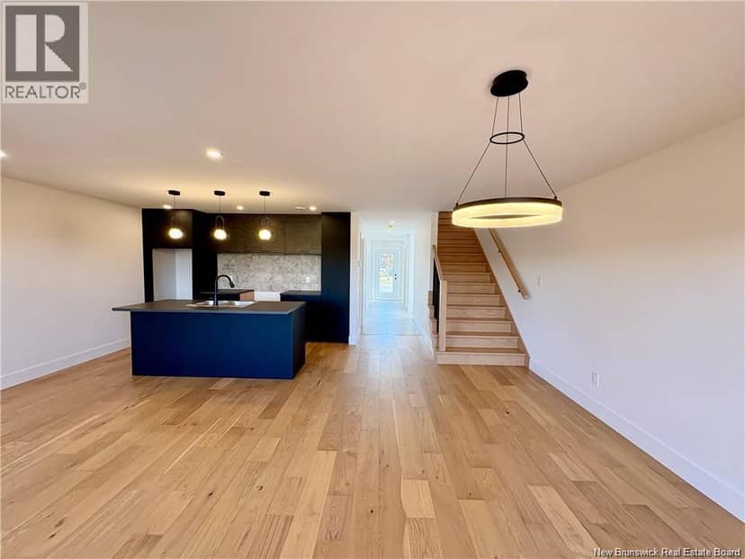 1026 Elmwood Drive — photo 15 of 37