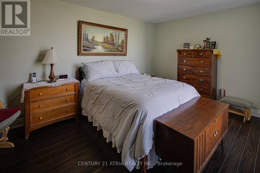 606 - 3077 Weston Road — photo 10 of 29