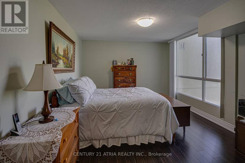 606 - 3077 Weston Road — photo 12 of 29