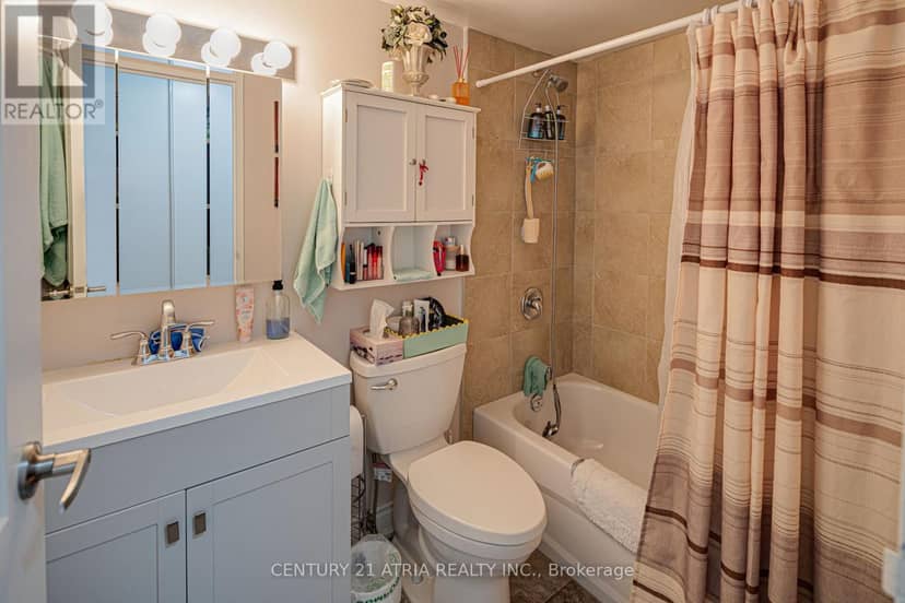 606 - 3077 Weston Road — photo 13 of 29