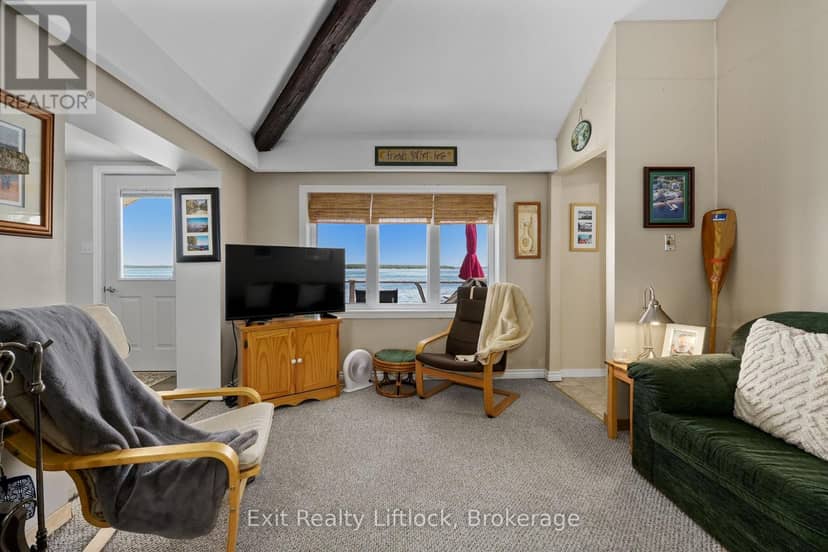 23 Manor Road — photo 19 of 40