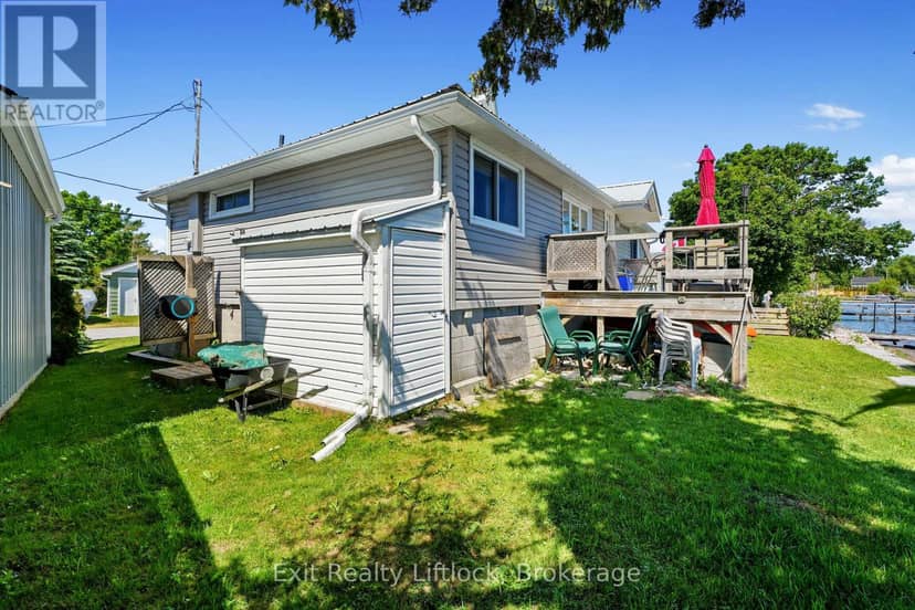 23 Manor Road — photo 37 of 40