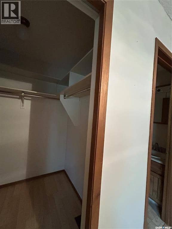 8 McCulloch STREET — photo 18 of 23
