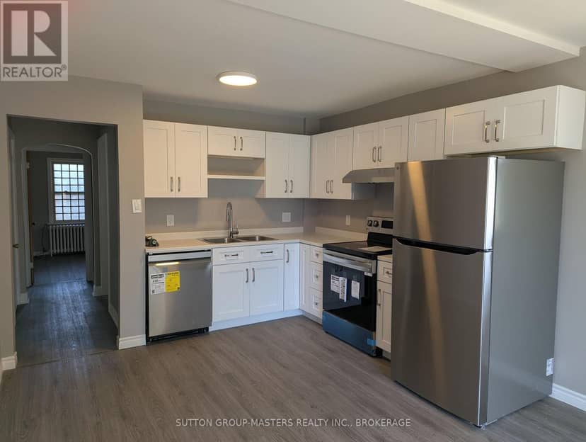 165 Helen Street — photo 2 of 23