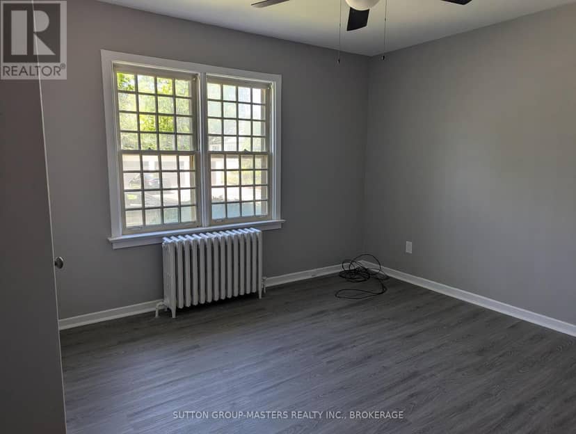 165 Helen Street — photo 6 of 23