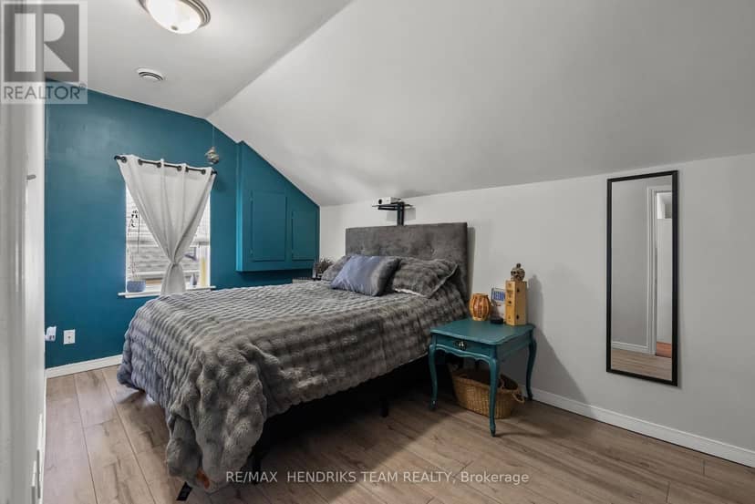 25 Bessey Street — photo 33 of 40