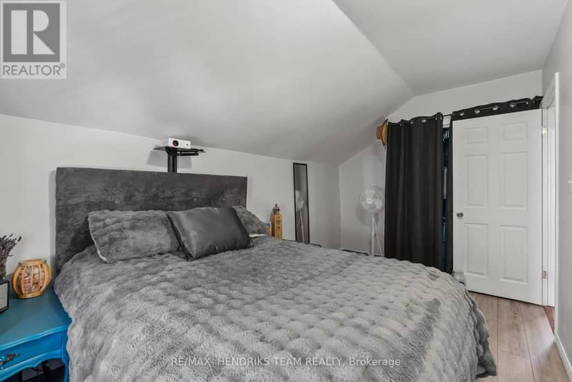 25 Bessey Street — photo 35 of 40