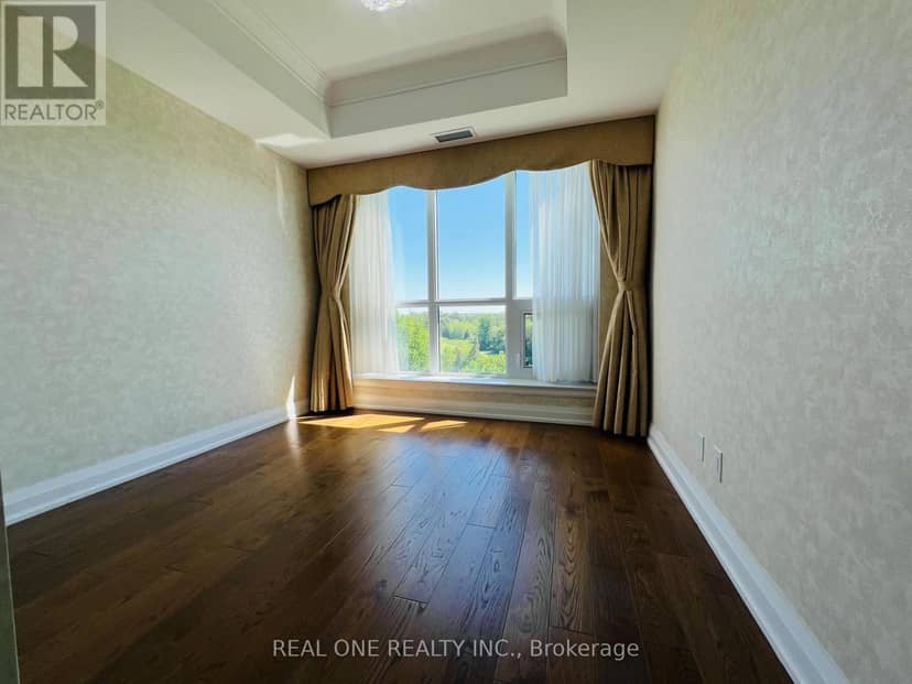 612 - 15 Stollery Pond Crescent — photo 17 of 40