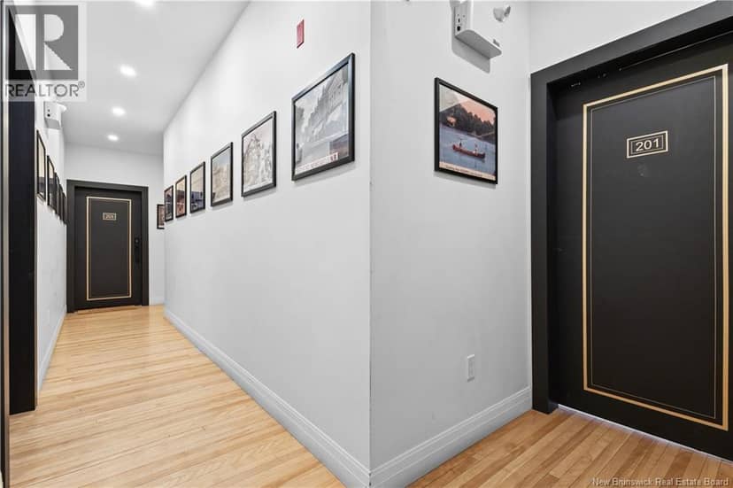 599 King George Highway — photo 12 of 37
