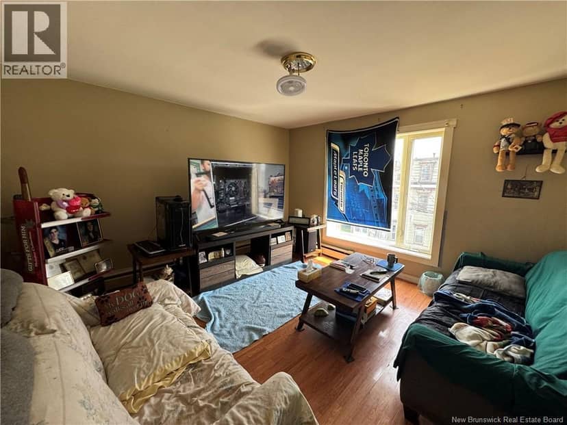 89 Adelaide Street — photo 13 of 25