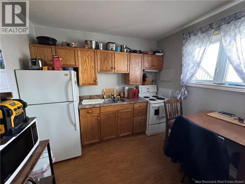 89 Adelaide Street — photo 7 of 25