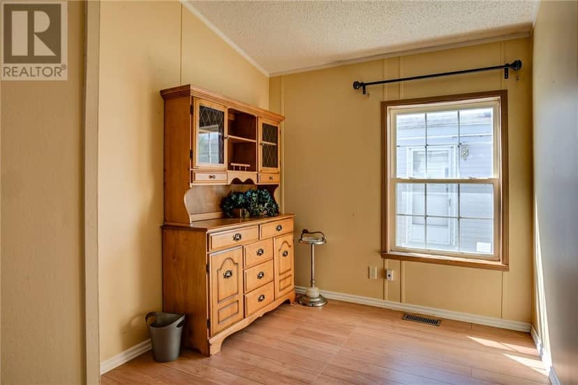 76 Corbin Avenue — photo 13 of 22