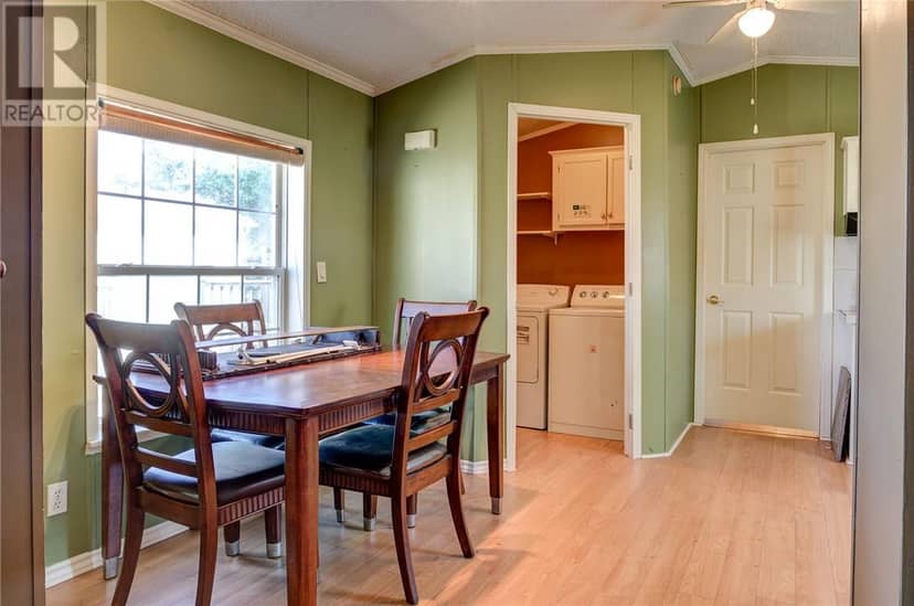 76 Corbin Avenue — photo 9 of 22