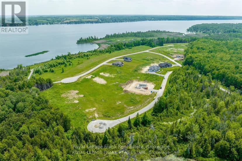 5 Nipigon Street — photo 5 of 10