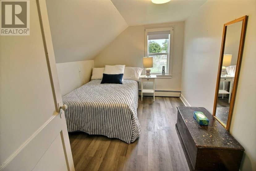 55 Harbourview Drive — photo 15 of 20