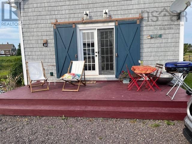 19 Cove Road, West Arichat, photo 4