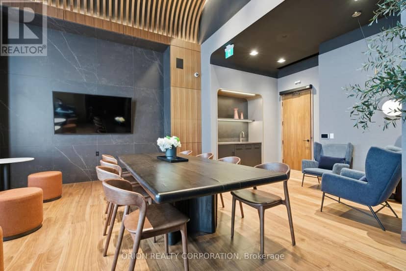 527 - 3240 Wiliam Coltson Avenue — photo 3 of 40