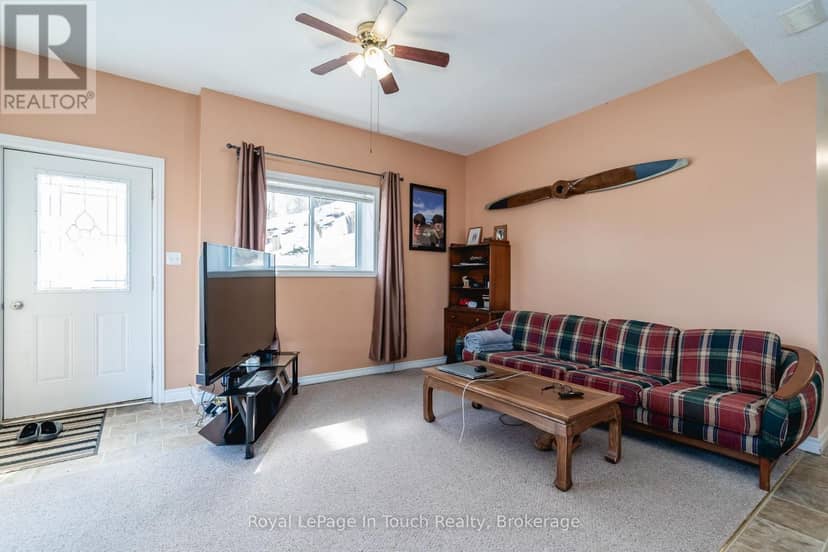 679 Montreal Street — photo 12 of 31