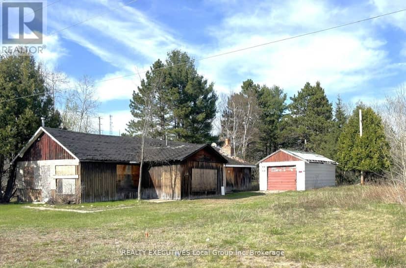 18 Pinewood Park Drive — photo 3 of 11