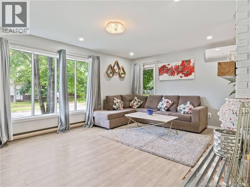 88 Woodleigh Street — photo 13 of 40