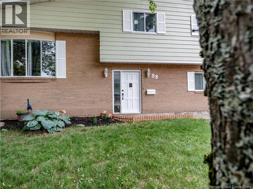 88 Woodleigh Street — photo 6 of 40