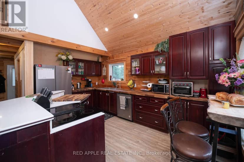 1392 Carroll Road, Dysart et al, photo 8