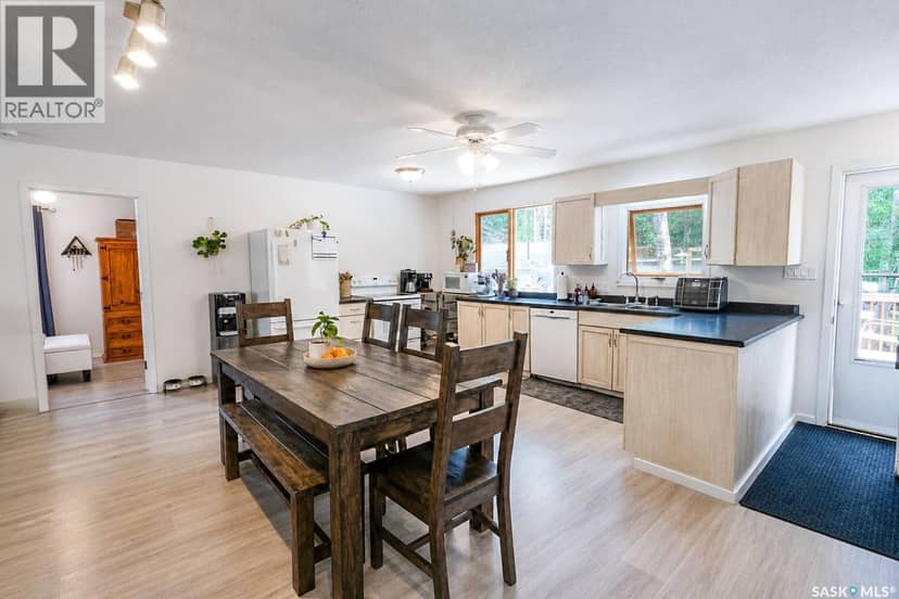 505 Marine DRIVE, Lakeland Rm No. 521, photo 8