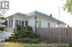 725 Mersea Rd 6 East, Leamington, photo 2