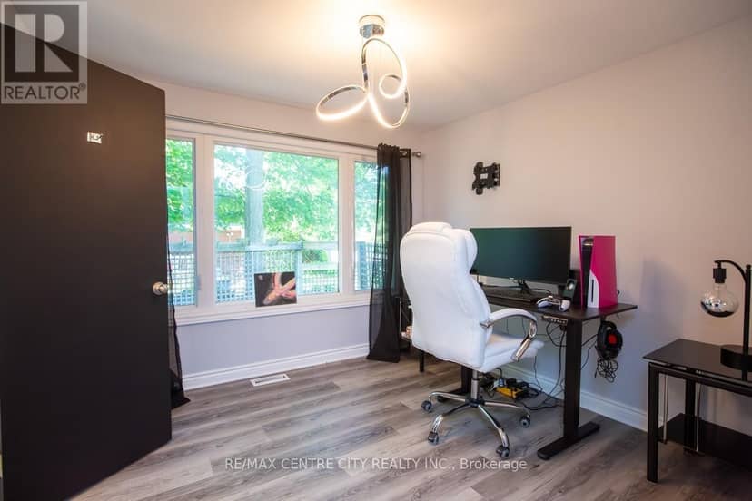 6 Prince Albert Street — photo 15 of 40