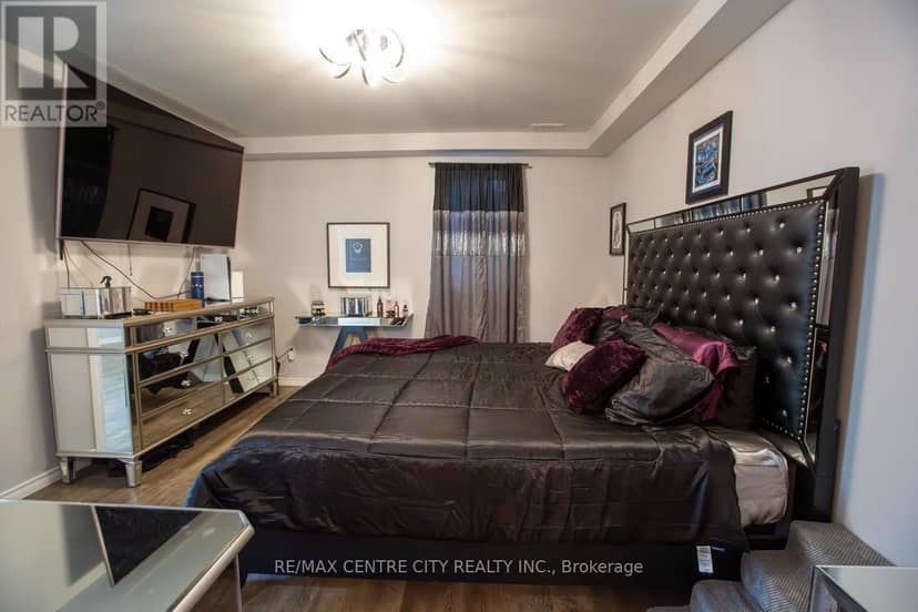 6 Prince Albert Street — photo 19 of 40