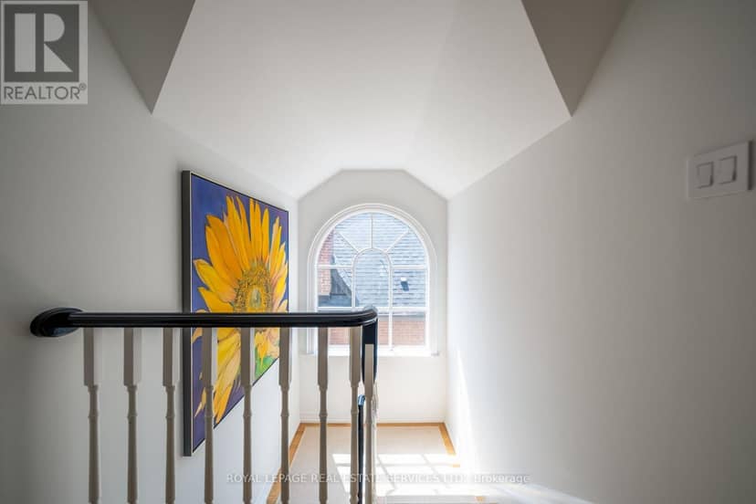 80 Binscarth Road — photo 28 of 35