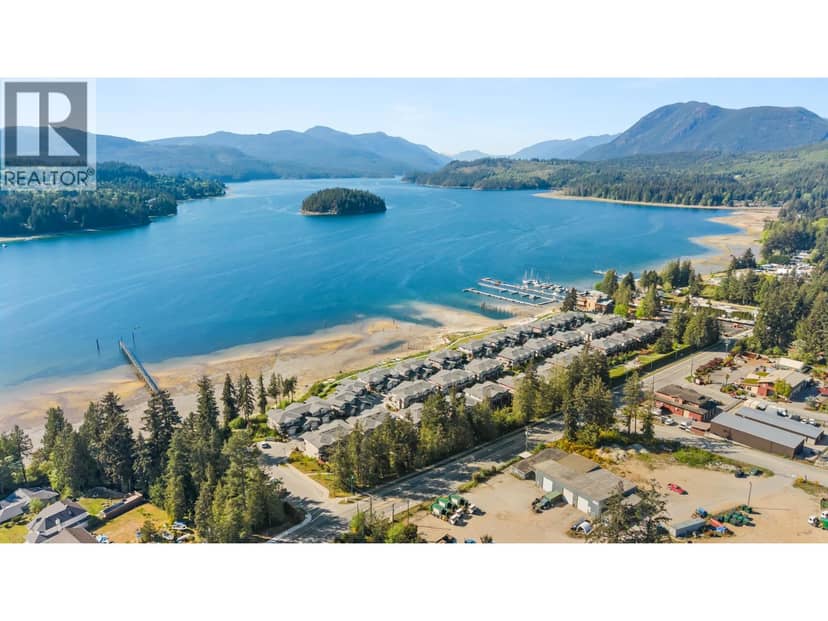 5934 OLDMILL LANE, Sechelt